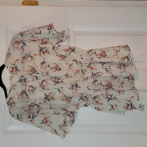 Flower top - Picture 3 of 4